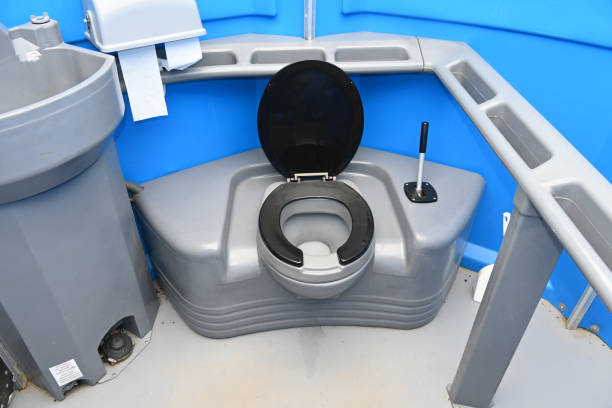 Best Portable restroom trailer rental  in Sellersville, PA